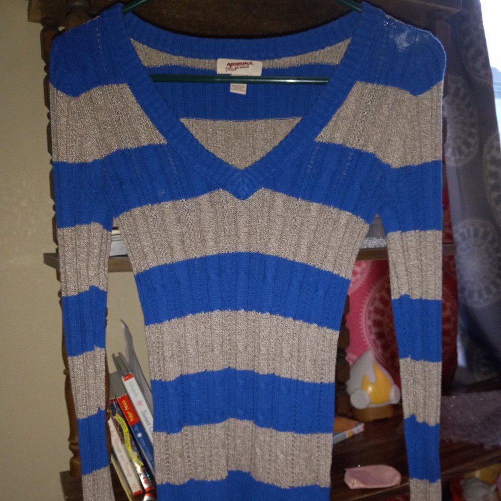 Arizona jeans Co. Small sweater